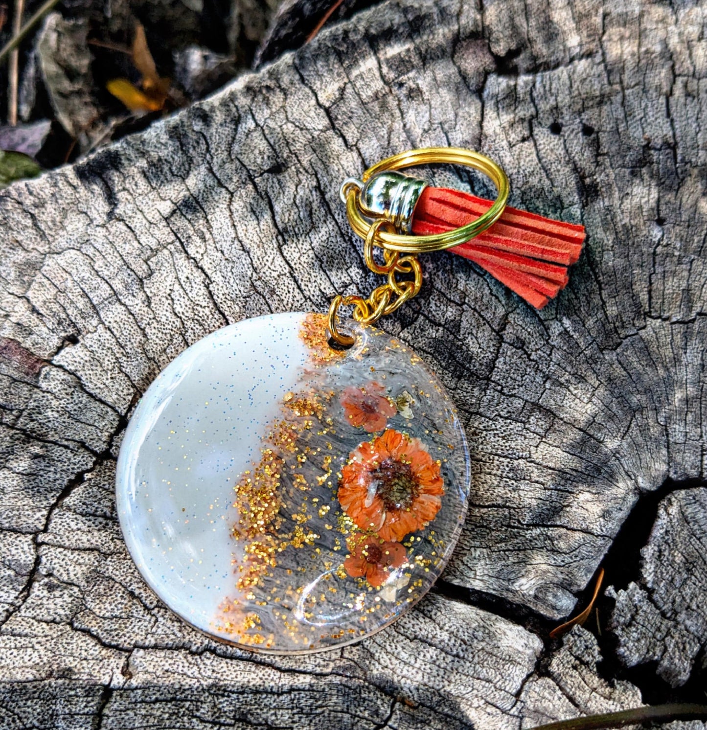 Pressed Flower Resin Keychain – Real Floral Charm with Tassel | Botanical Gift for Her | Handmade Nature Accessory